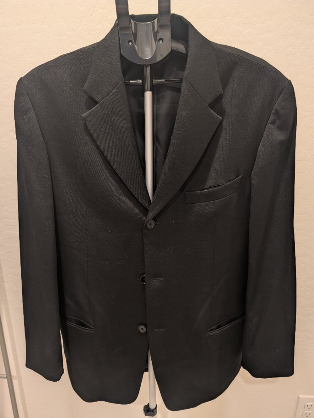 DKNY Suit Jacket / Sport Coat - Black - 42R